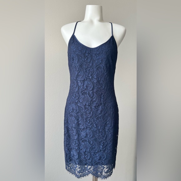 Lauren Ralph Lauren Dresses & Skirts - Lauren by Ralph Lauren Lace Dress